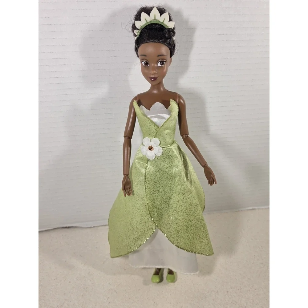 Disney Store Princess Tiana 12